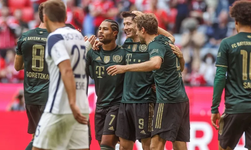 Bundesliga: Όσα δεν έβαλαν όλοι τα 'βάλε η Μπάγερν - 7άρα στην «ελληνική» Μπόχουμ