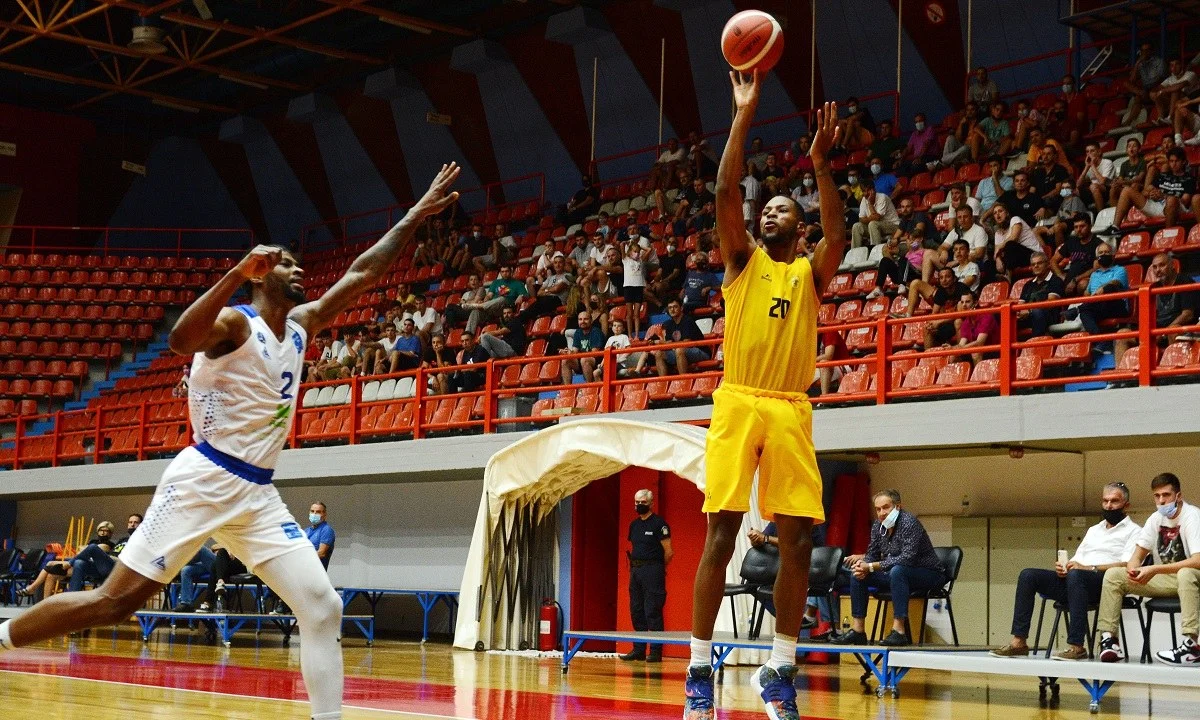 Λάρισα- Άρης 68-67: Ήρωας της τελευταίας στιγμής ο Θριτ