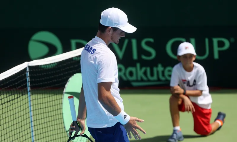 Davis Cup: Χάθηκε η άνοδος για την Ελλάδα - Ήττα και στο διπλό