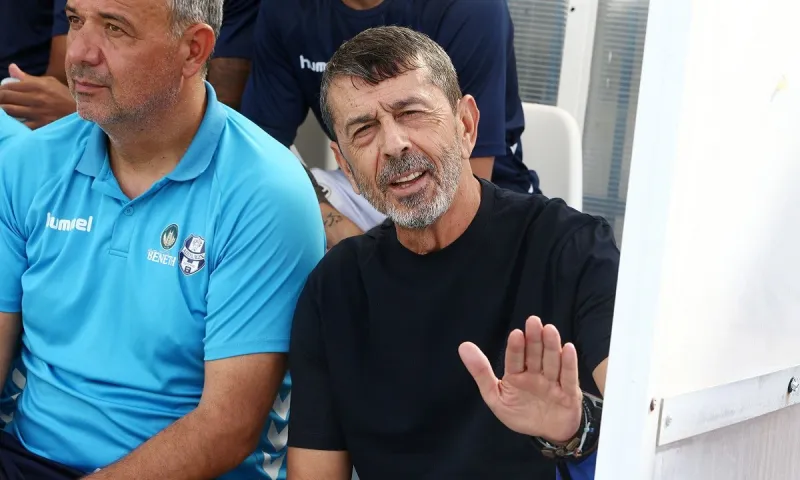 Πετράκης: «Κάτι δεν κάνουμε καλά» (vid)