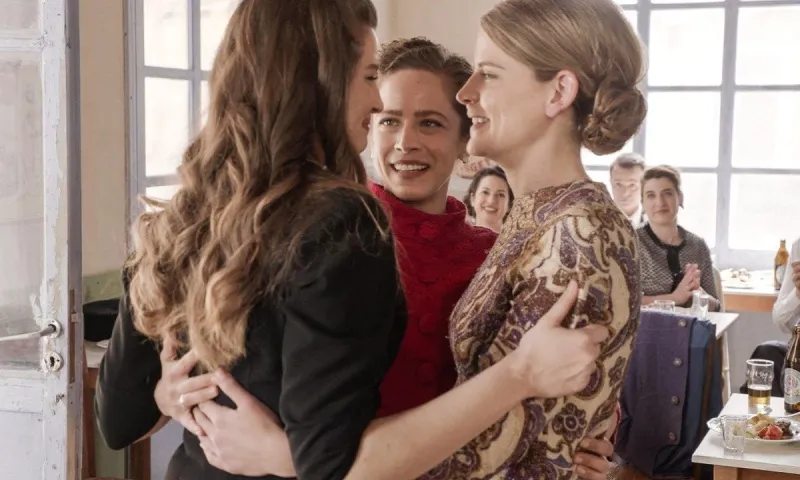 Άγριες Μέλισσες spoiler μόνο εκεί!