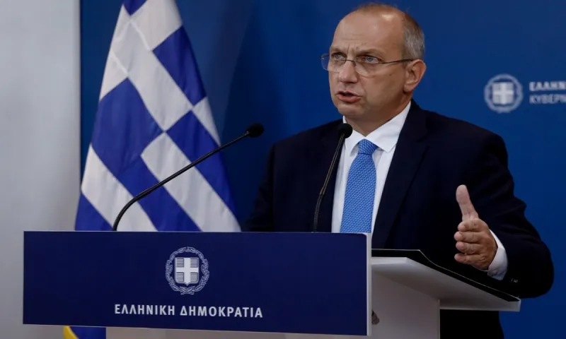 Οικονόμου: Τα μαζεύουν για το Lockdown στη Θεσσαλονίκη - Δικαιολογίες για τις θεραπείες με μονοκλωνικά αντισώματα