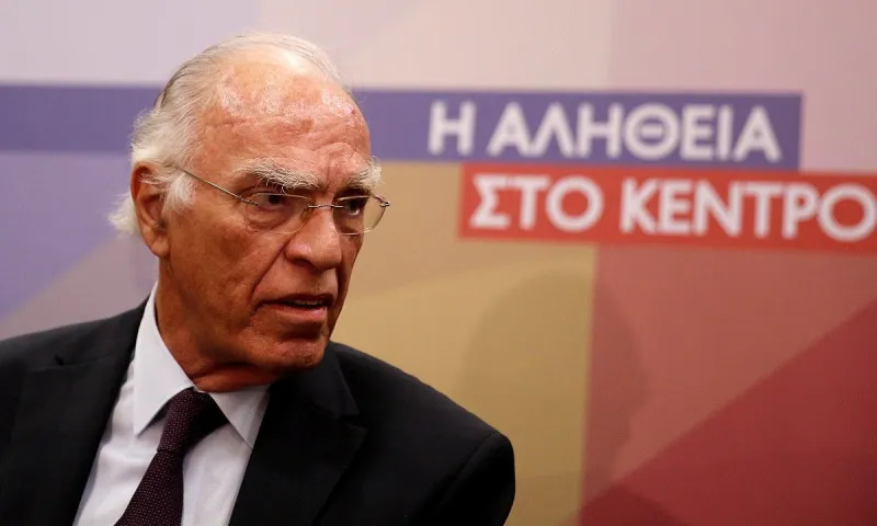 Βασίλης Λεβέντης: Νοσηλεύεται σε κρίσιμη κατάσταση με κορονοϊό (vid)