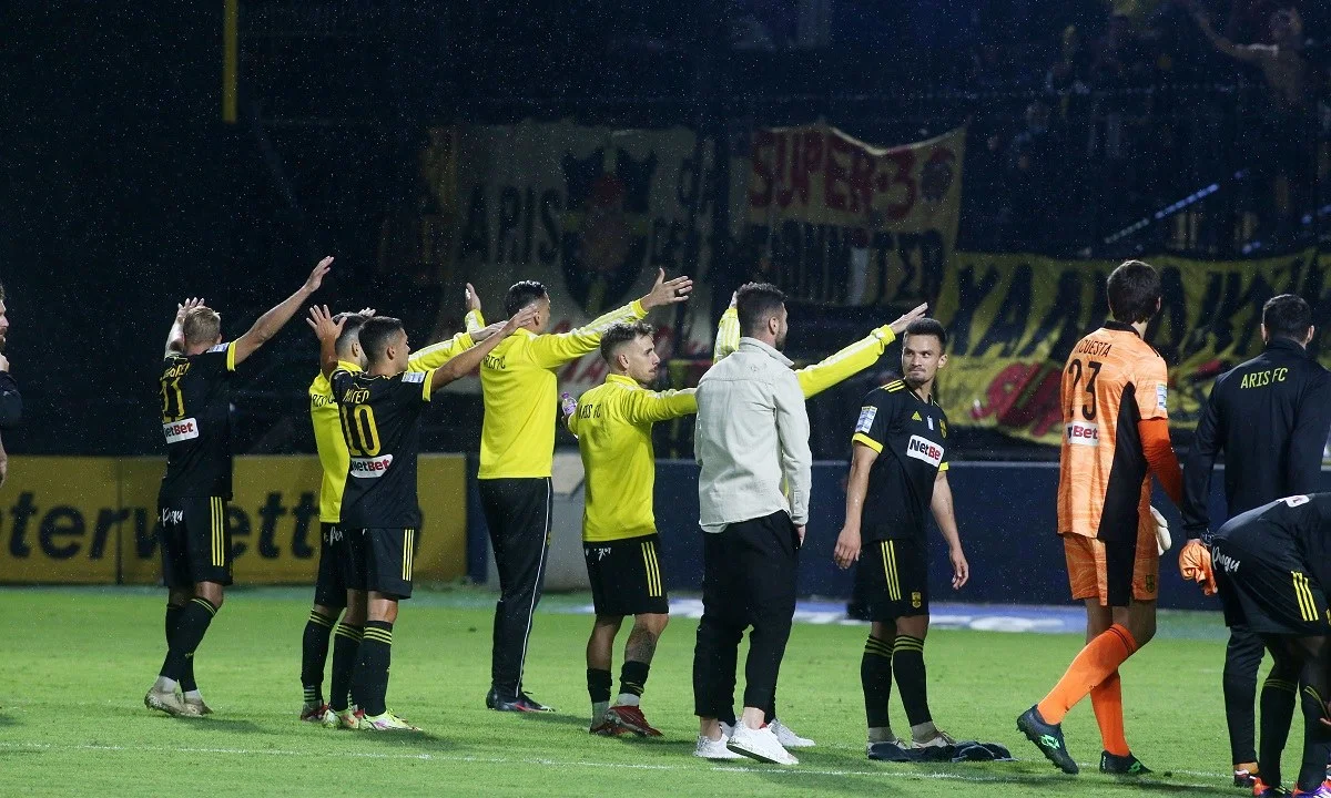 Άρης: Αποθεωτική υποδοχή στην Αθήνα!