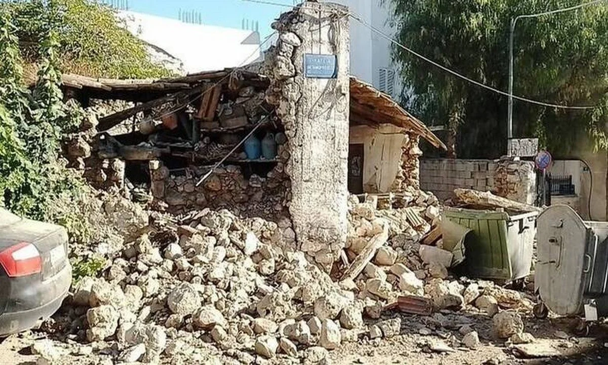 Σεισμός - Κρήτη: Τρεις εγκλωβισμένοι από την ισχυρή δόνηση σε Αρκαλοχώρι και Πατσίδερο