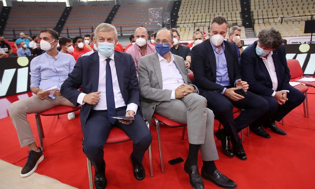 Λιόλιος: «Η πόρτα της Εθνικής θα είναι πάντα ανοιχτή για τον Βασίλη»