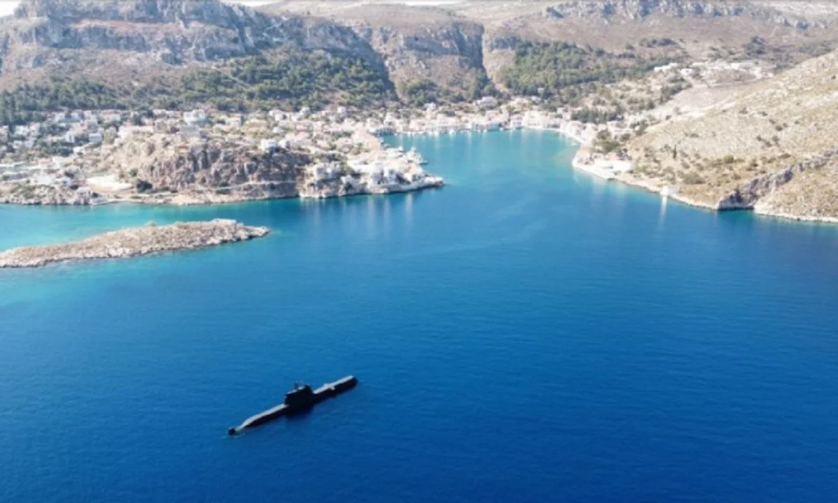 Ελληνικά Υποβρύχια: Είδαν ξαφνικά το Παπανικολής στο Καστελόριζο! Γλενταει τους Τούρκους ο Φλώρος