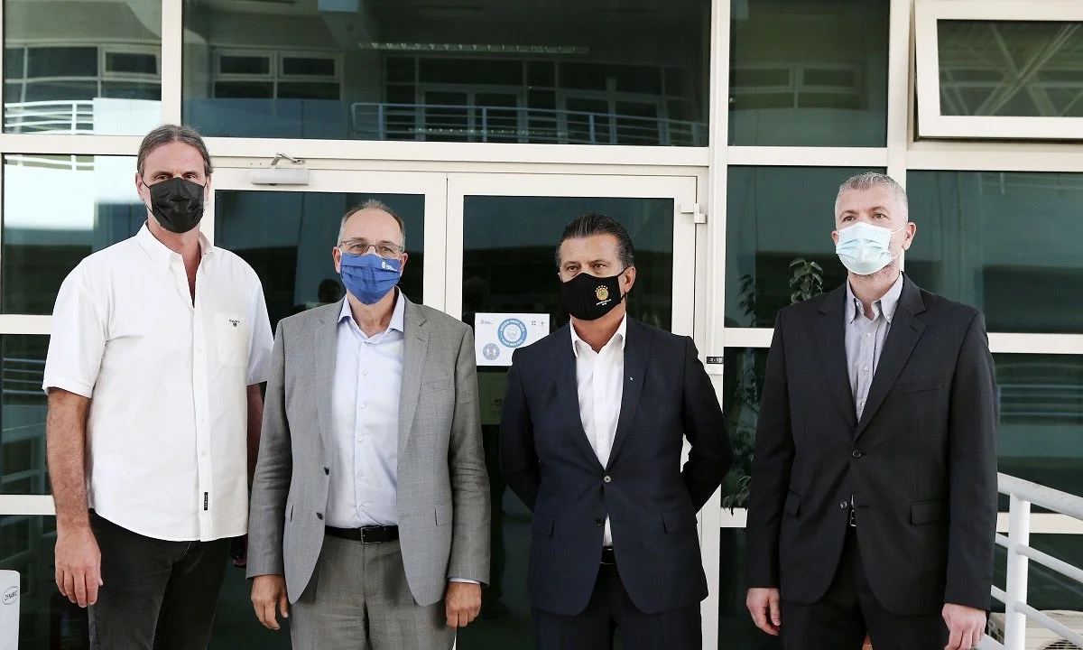 ΕΟΚ και Παναθηναϊκός βρέθηκαν στο ίδιο τραπέζι, αντάλλαξαν απόψεις, είχαν έναν εποικοδομητικό διάλογο ενώ υπογράμμισαν και το πνεύμα ενότητας