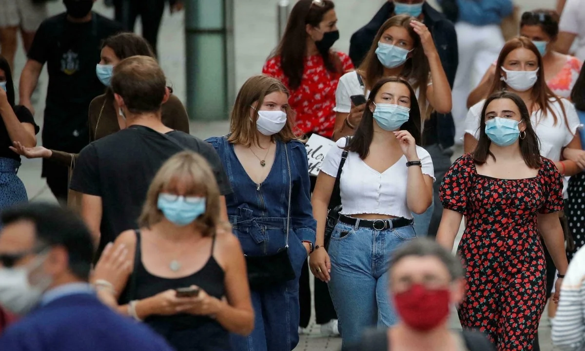 Γαλλία: Yποχρεωτικό το «υγειονομικό πάσο» για τους εφήβους 12 - 17 ετών, παρά τις σφοδρές αντιδράσεις της κοινωνίας