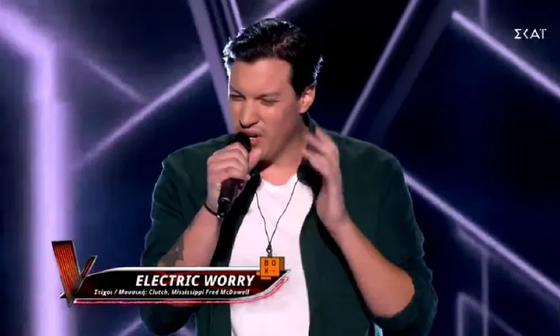 The Voice: Τρελός ροκάς γύρισε όλες τις καρέκλες σε χρόνο d/t - Δεν φαντάζεστε ποιον διάλεξε!