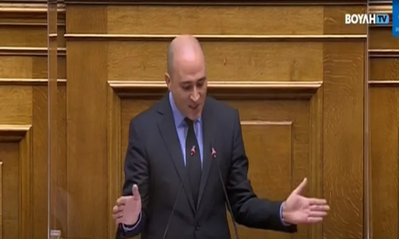 «Τι Μπογδάνος, τι ρουφιάνος»: Η ατάκα που προκάλεσε ένταση στη Βουλή