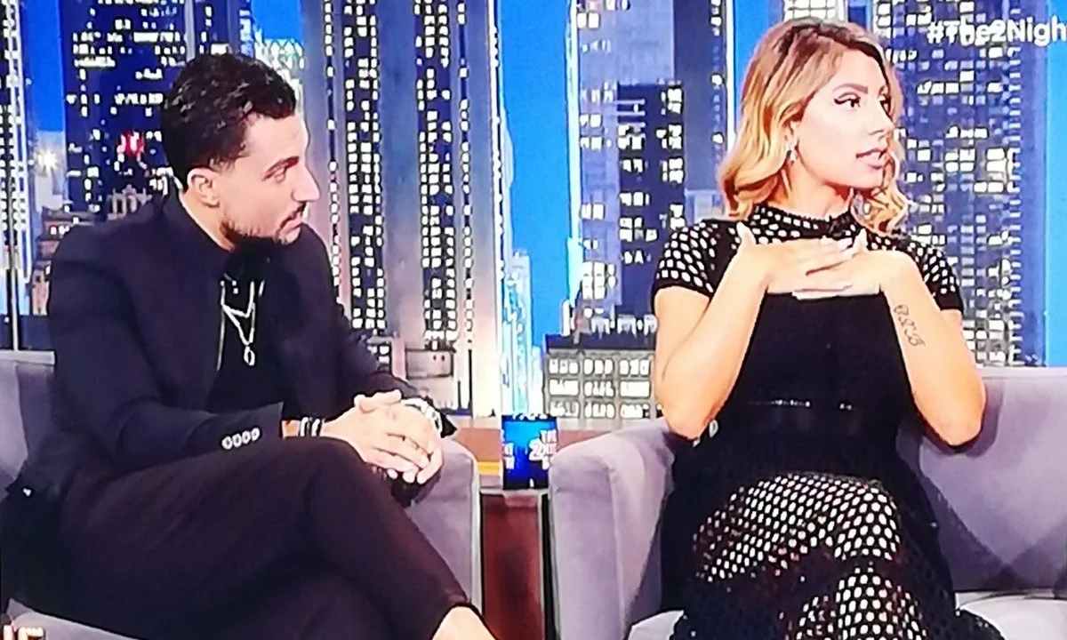 Από το Survivor στο «Τhe 2 Night Show» ο Σάκης Κατσούλης και η Μαριαλένα Ρουμελιώτη