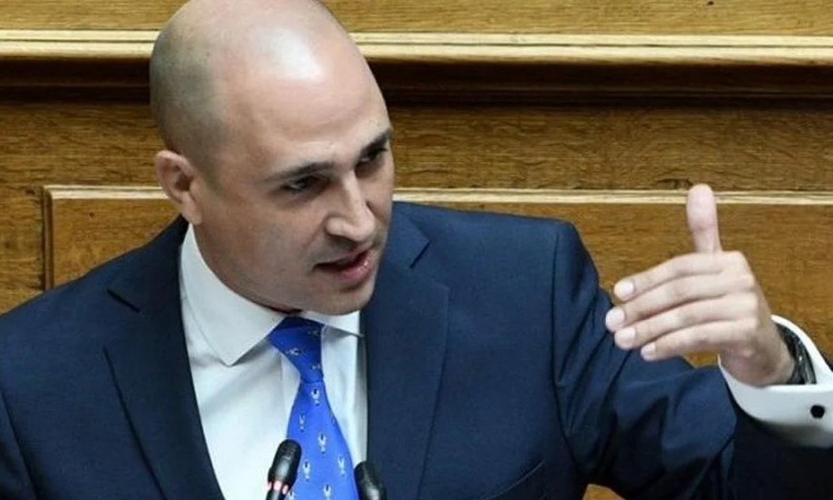 Κωνσταντίνος Μπογδάνος: Αμετανόητος για όσα είπε - Η πρώτη αντίδραση μετά την διαγραφή μέσω Twitter