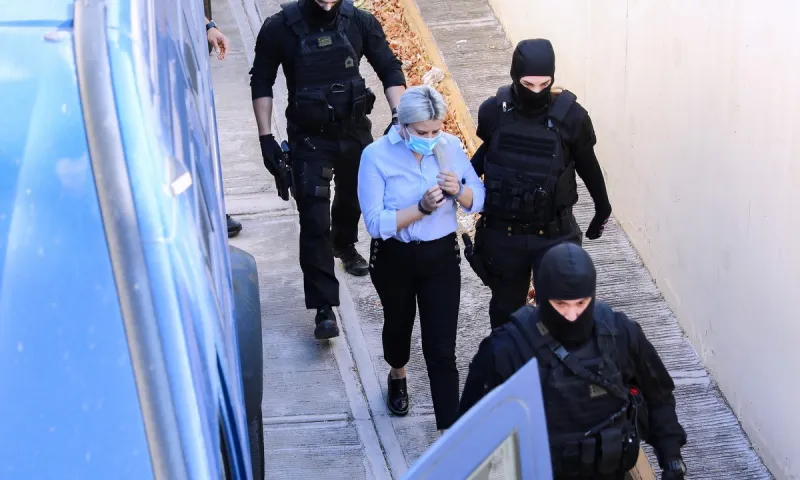 Επίθεση με βιτριόλι: Απολογείται η Κακαράντζουλα - «Ηρωίδα του κακού» την χαρακτηρίζει ψυχίατρος