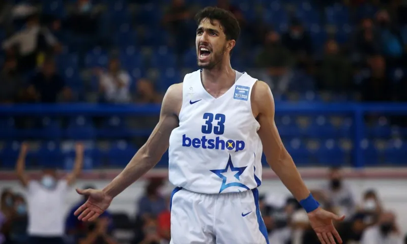 Ο Ιωνικός το φωνάζει: «Βάλτε Έλληνες και δε θα χάσετε»