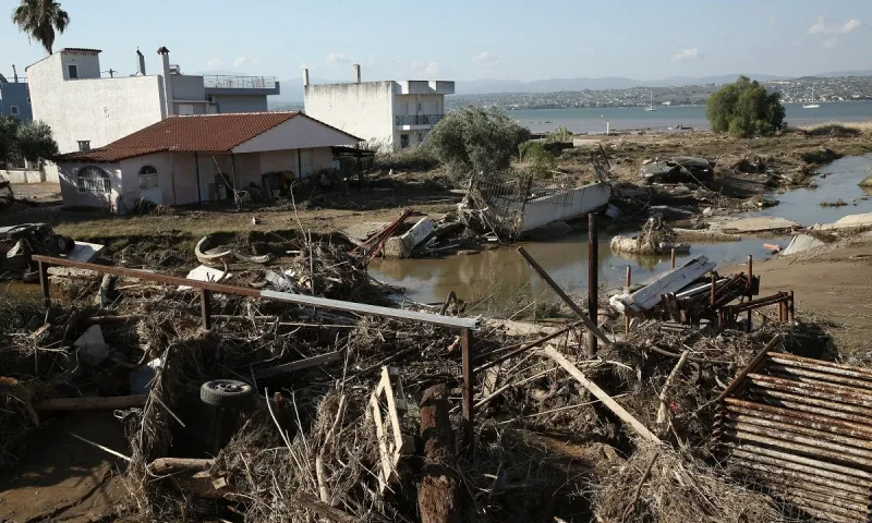 Κακοκαιρία «Αθηνά»: Πλημμυρισμένα πάνω από 200 σπίτια στην Εύβοια - Κραυγή αγωνίας από τους κατοίκους