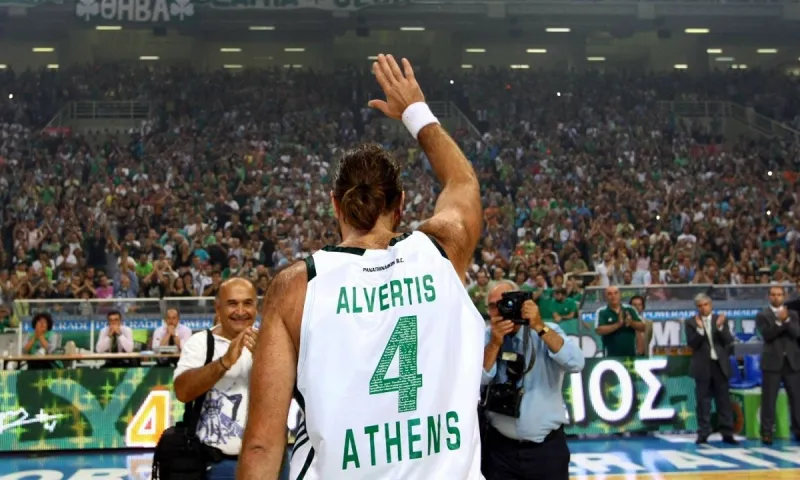 Φραγκίσκος Αλβέρτης - Παναθηναϊκός: «Εσύ θα είσαι για πάντα αρχηγός»