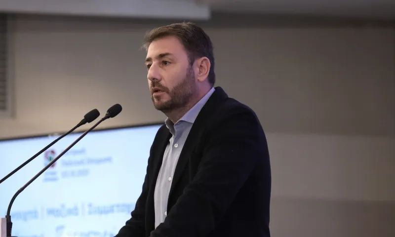 ΚΙΝΑΛ - Ανδρουλάκης: Περαστικά στη Φώφη Γεννηματά και νέα δεδομένα για τις εκλογές