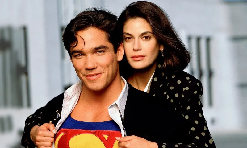 Ντιν Κέιν: Ο «Superman» τα χώνει στην  DC Comics για φτηνή εκμετάλλευση του ήρωα που τον κάνουν αμφιφυλόφιλο!