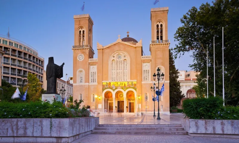 Η ιστορία της Μητρόπολης Αθηνών - Πληροφορίες και στοιχεία για τον εμβληματικό ναό!