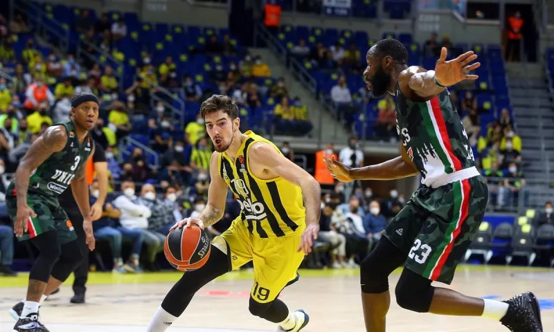 Euroleague: Διέσυρε η Φενέρ την Ούνικς, νίκη για Ζενίτ