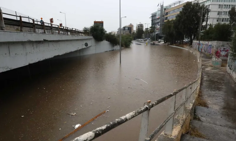 Καιρός - Κακοκαιρία Μπάλλος: Ποιές περιοχές θα χτυπήσει τις επόμενες ώρες