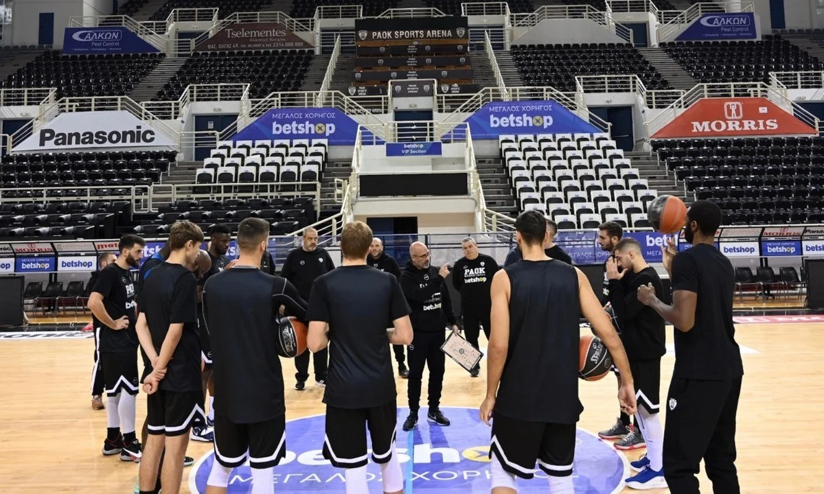 Ο ΠΑΟΚ ολοκλήρωσε την προετοιμασία του για το αυριανό ντέρμπι με τον Ηρακλή, με τους Λοβ, Κάρτερ να είναι εκτός λόγω τραυματισμών.