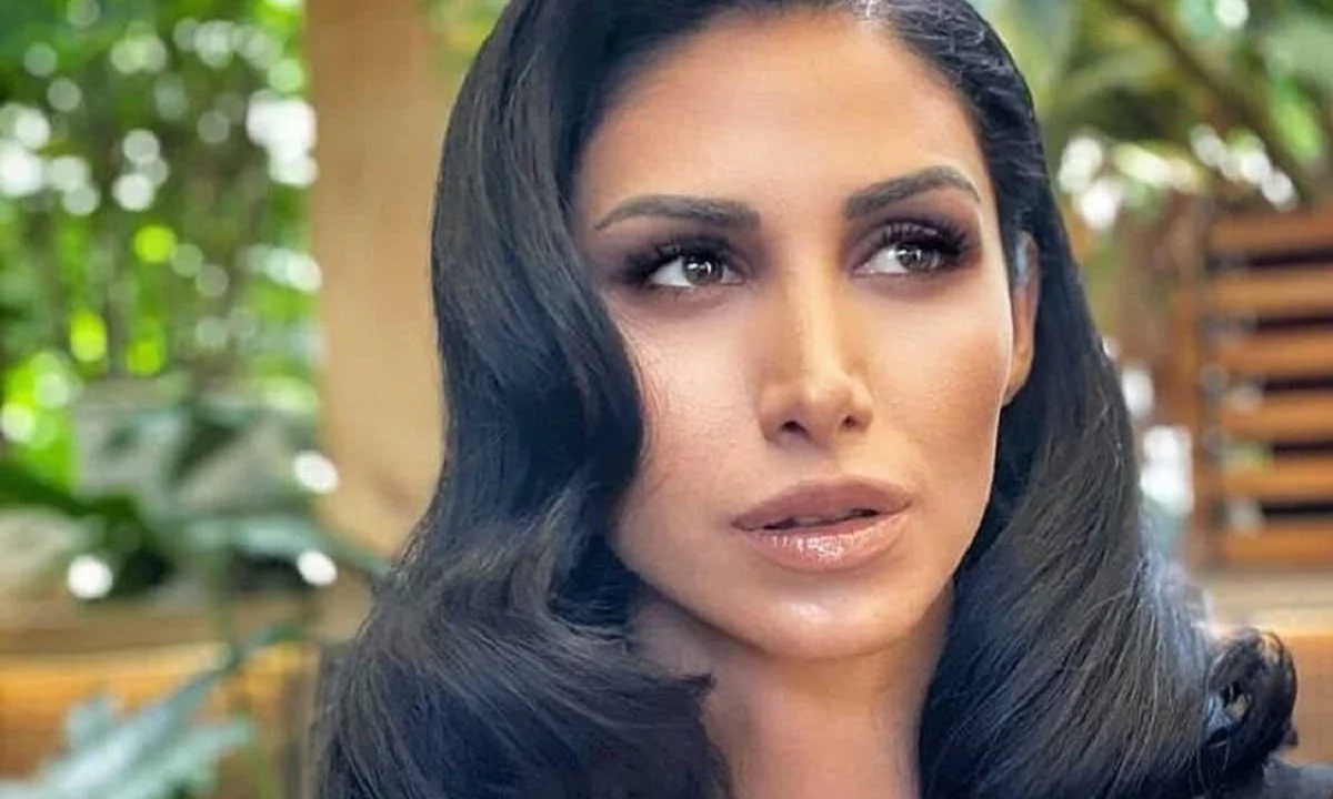Mακρύ καρέ τέλος! Η Λένα Ζευγαρά έκανε μια εντυπωσιακή αλλαγή στα μαλλιά της και είναι αγνώριστη. Διαβάστε όσα είπε.