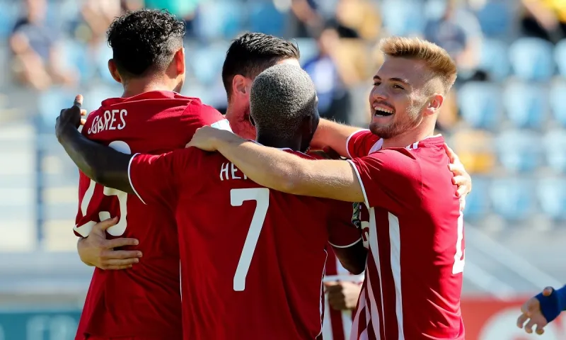 H Super League με 0% γκανιότα* και ειδικά στοιχήματα