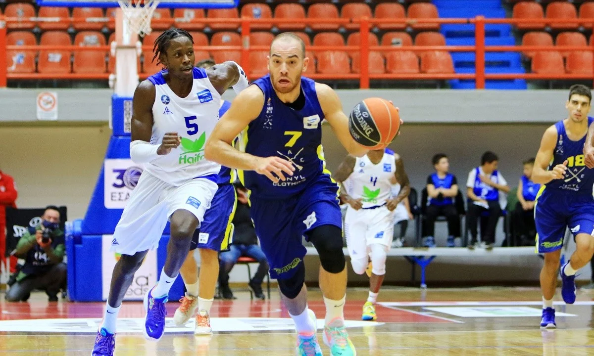Το Λαύριο πέρασε από τη Λάρισα με 75-66 αφού στα κρίσιμα σημεία έπαιξε άμυνα και είχε ξεκάθαρο επιθετικό πλάνο.