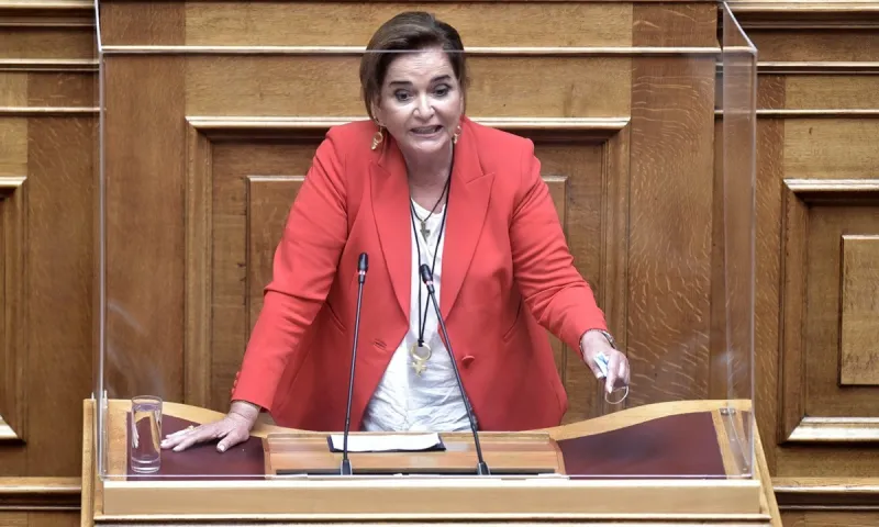Ντόρα Μπακογιάννη: Έτσι έγινε η διάγνωση για τον καρκίνο