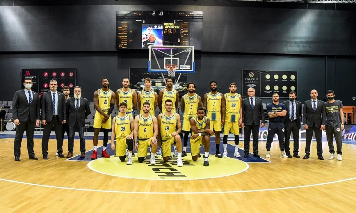Το Περιστέρι ψάχνει την πρώτη νίκη στην Ευρώπη κόντρα στην Μπάκεν Μπέαρς από την Δανία (19:00- μετάδοση από το κανάλι της FIBA στο YouTube).