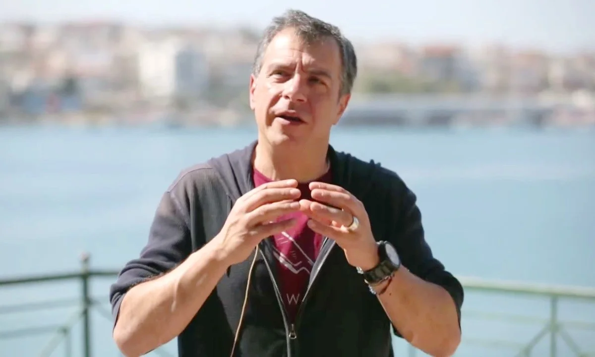 Πρωταγωνιστές: Ο Σταυρός Θεοδωράκης επιστρέφει με τους Πρωταγωνιστές 28/10 στις 00:30 στον Alpha!