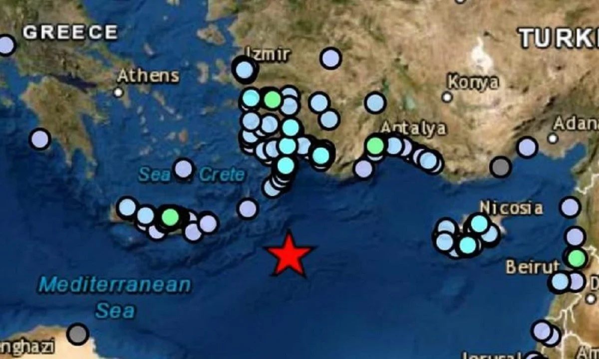 Σε διέγερση βρίσκεται η σεισμική δραστηριότητα του νότιου τόξου, όπως «έδειξε» ο σεισμός στην Κάρπαθο σύμφωνα με τον καθηγητή κ. Καραστάθη.