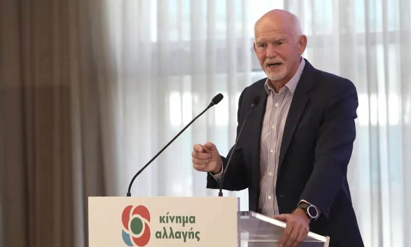 Γιώργος Παπανδρέου: Επίσημα υποψήφιος για πρόεδρος του ΚΙΝΑΛ