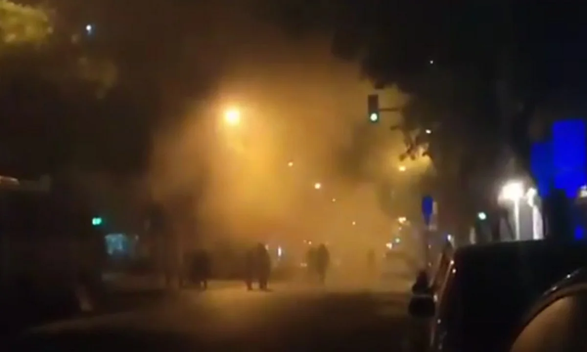 Εικόνα από τη Θεσσαλονίκη και τα επεισόδια που ξέσπασαν