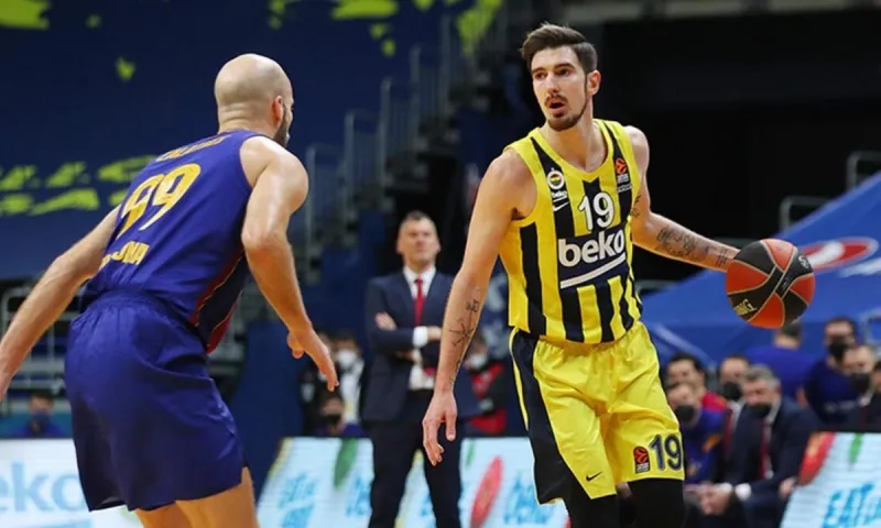 Euroleague: Σπουδαίο ντέρμπι Φενέρμπαχτσε - Μπαρτσελόνα στην Πόλη!