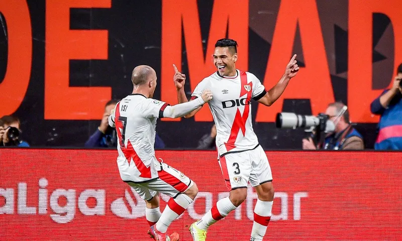 Ράγιο Βαγιεκάνο - Μπαρτσελόνα 1-0: Ο Φαλκάο την «εκτέλεσε»
