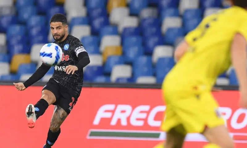 Νάπολι - Μπολόνια 3-0: Περίπατος για τους «παρτενοπέι» - Κούρσα για δύο με Μίλαν
