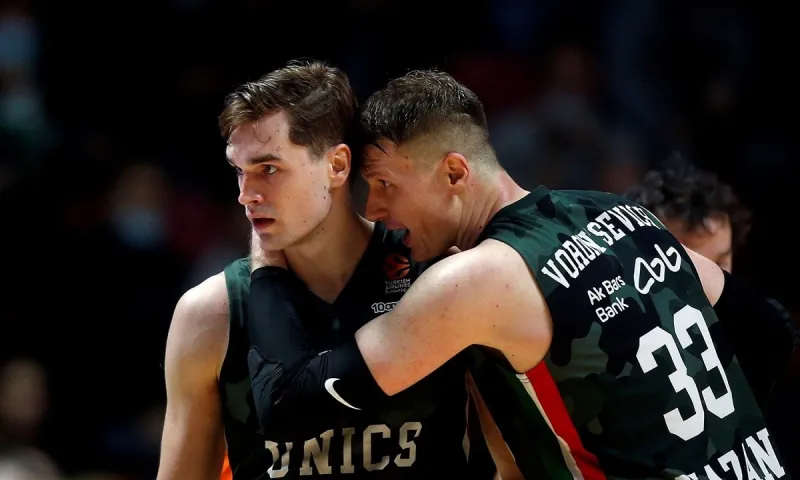 Euroleague: Σούπερ Ζενίτ, νίκη και για Ούνικς
