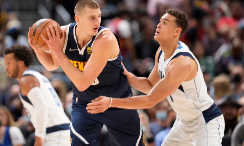 NBA αποτελέσματα: Διέλυσαν τους Μάβερικς οι Νάγκετς - Νίκη των Λέικερς με επιστροφή ΛεΜπρόν
