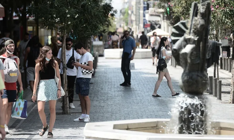 Κορονοϊός: Νέα μέτρα στην εστίαση - Κι άλλοι περιορισμοί για τους ανεμβολίαστους