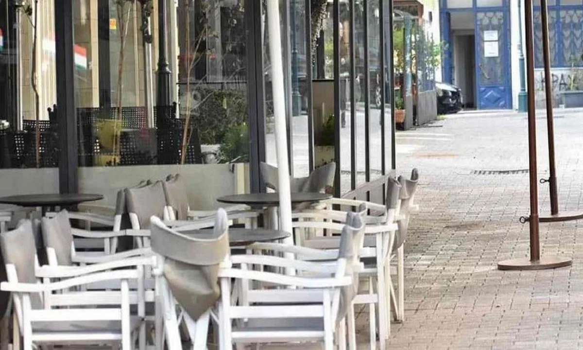 Στοχοποιούν και πάλι τους ανεμβολίαστους - Αυτά είναι τα νέα μέτρα