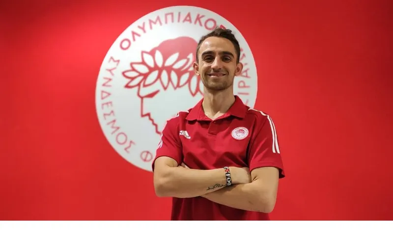 Στον Ολυμπιακό συνεχίζει ο Γιώργος Μίνο