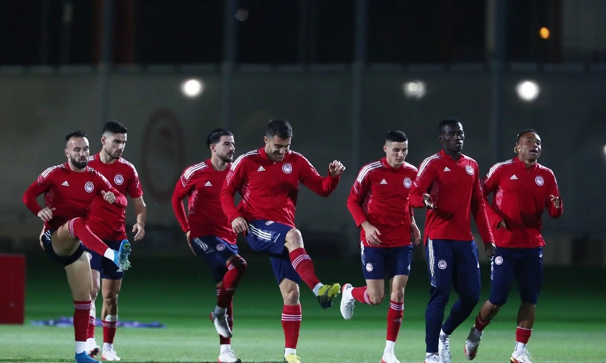 Αγκαλιάζουν την πρόκριση με νίκη ο Ολυμπιακός και ΠΑΟΚ