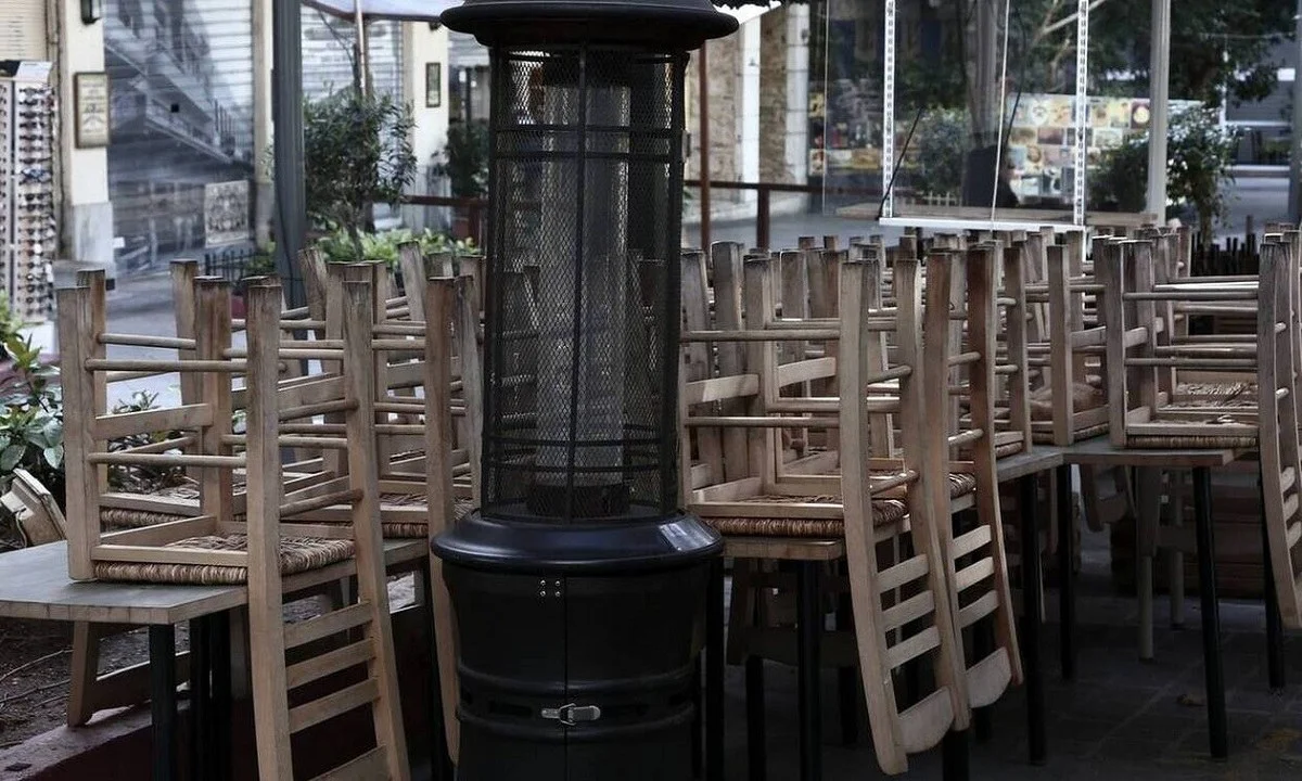 Πάτρα: Διαμαρτύρονται οι επιχειρηματίες της εστίασης και κλείνουν τα μαγαζιά τους!