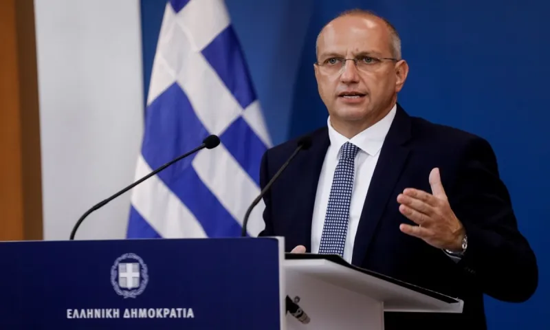 Αδιανόητο: Ανοιχτό το ενδεχόμενο για τεστ ακόμα και στα σούπερ μάρκετ, άφησε ο Γιάννης Οικονόμου!
