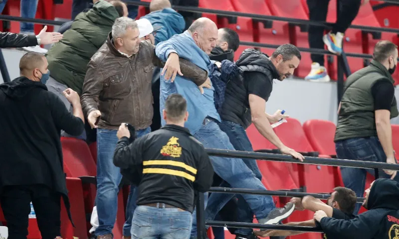 Αθανασιάδης: «Κλωτσούσε κόσμο ο Μπέος, είπε μόνο ψέματα, το καταθέτω και ενόρκως»!