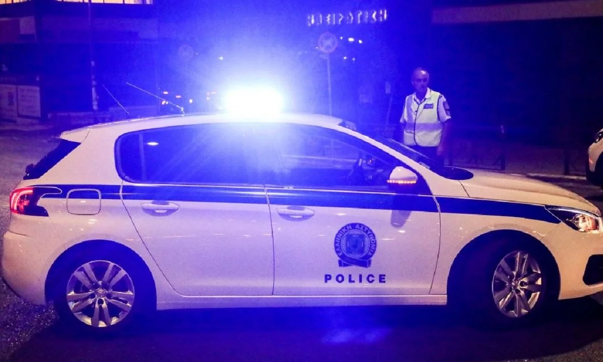 Μια αιματηρή συμπλοκή σημειώθηκε το απόγευμα της Τρίτης (9/11) σε μαγαζί της οδού Λένορμαν. Εμπλέκεται o γνωστός ράπερ Thug Slime.