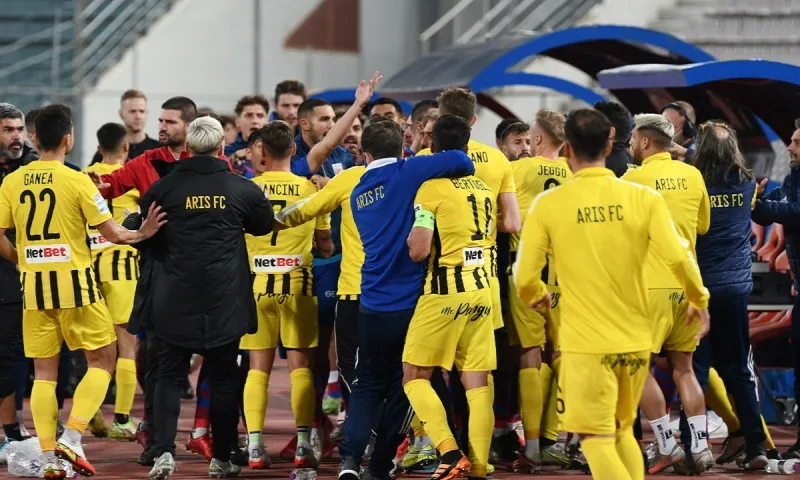 Super League: Σε απολογία Άρης, Βόλος και κίνδυνος τιμωρίας έδρας!